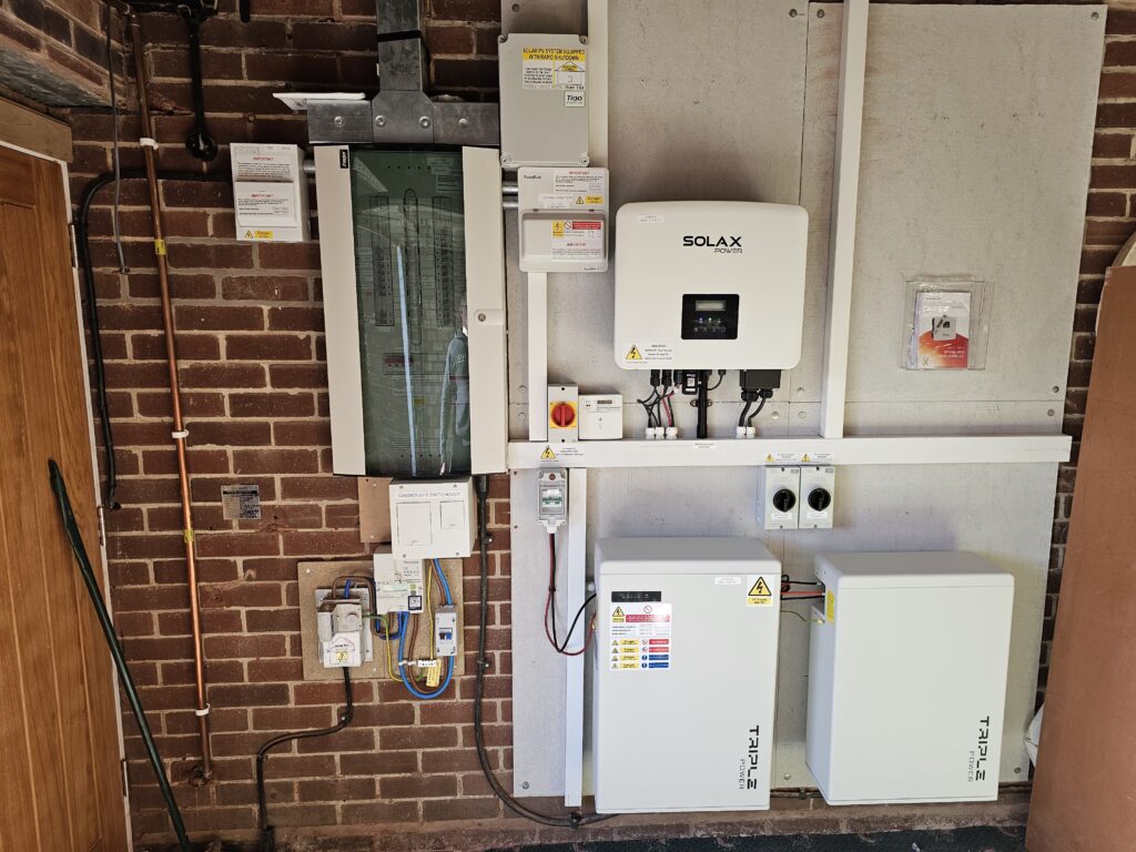 Solax Inverter and battery